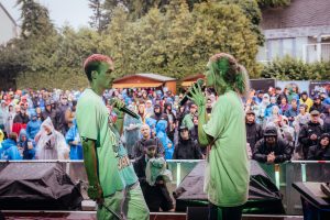 Die Fliegende Haie 26.07.2025 (Noisehausen Festival) (Adina Scharfenberg) 14