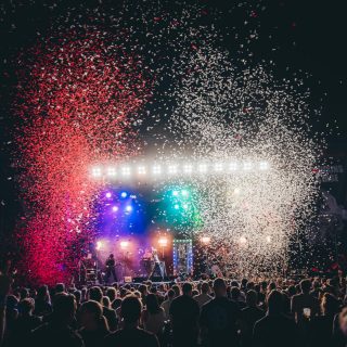 🔥 Throwback thursday. Noisehausen Festival 2024. Beautiful pics by @adina_scharfenberg_photography 🫶🏻 Get ready for Noisehausen Festival 2026 and save your tickets. Links in bio. 🔥
#noisehausenfestival #noisehausen #throwbackthurday #recap #festival