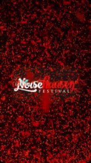 🔥 Q&A - Part 2. Einmal noch schlafen bis Noisehausen 2026. Jetzt noch fix ein Ticket sichern. Link in bio. 🔥
#noisehausen #noisehausenfestival #festival #love #interview