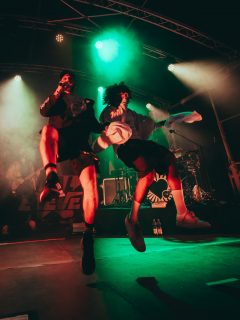 🔥 Mal Elevé & Osy auf dem Noisehausen Festival 2026. Outstanding! Thank you! 🙌🏻🔥
Awesome footage by @adina_scharfenberg_photography 🙏🏻😘
#noisehausen #noisehausenfestival #malélevé #festival #love